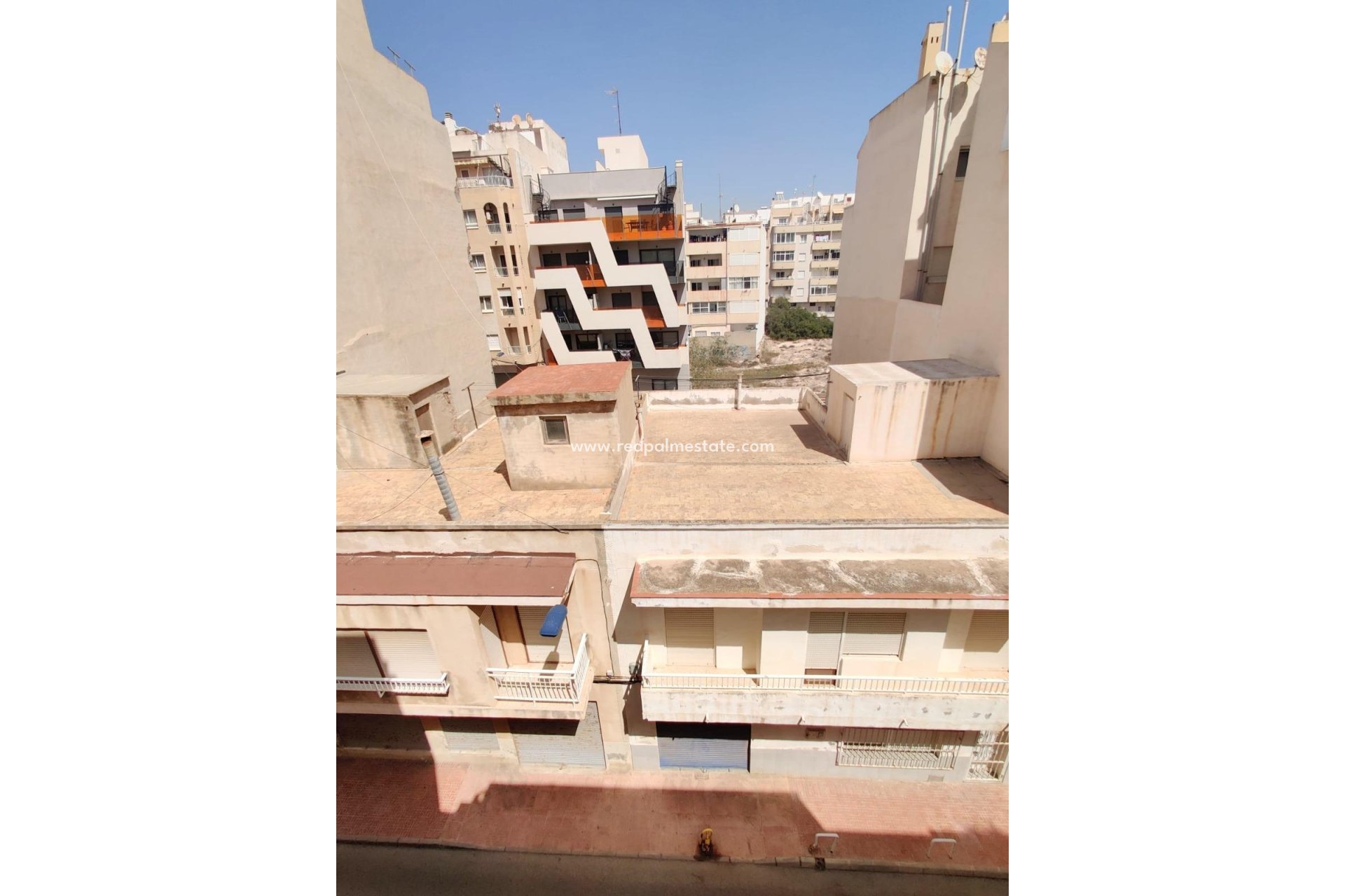 Resale - Apartment -
Torrevieja - Playa de los Locos