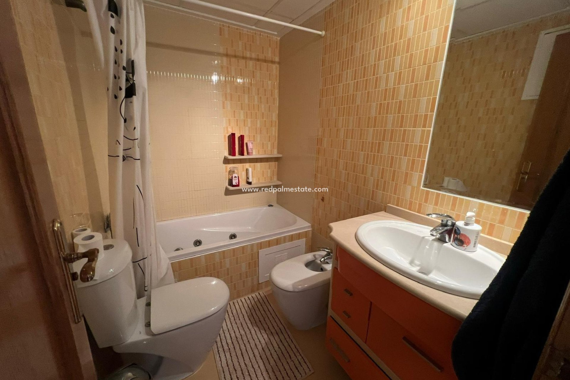 Resale - Apartment -
Torrevieja - Playa de los Locos