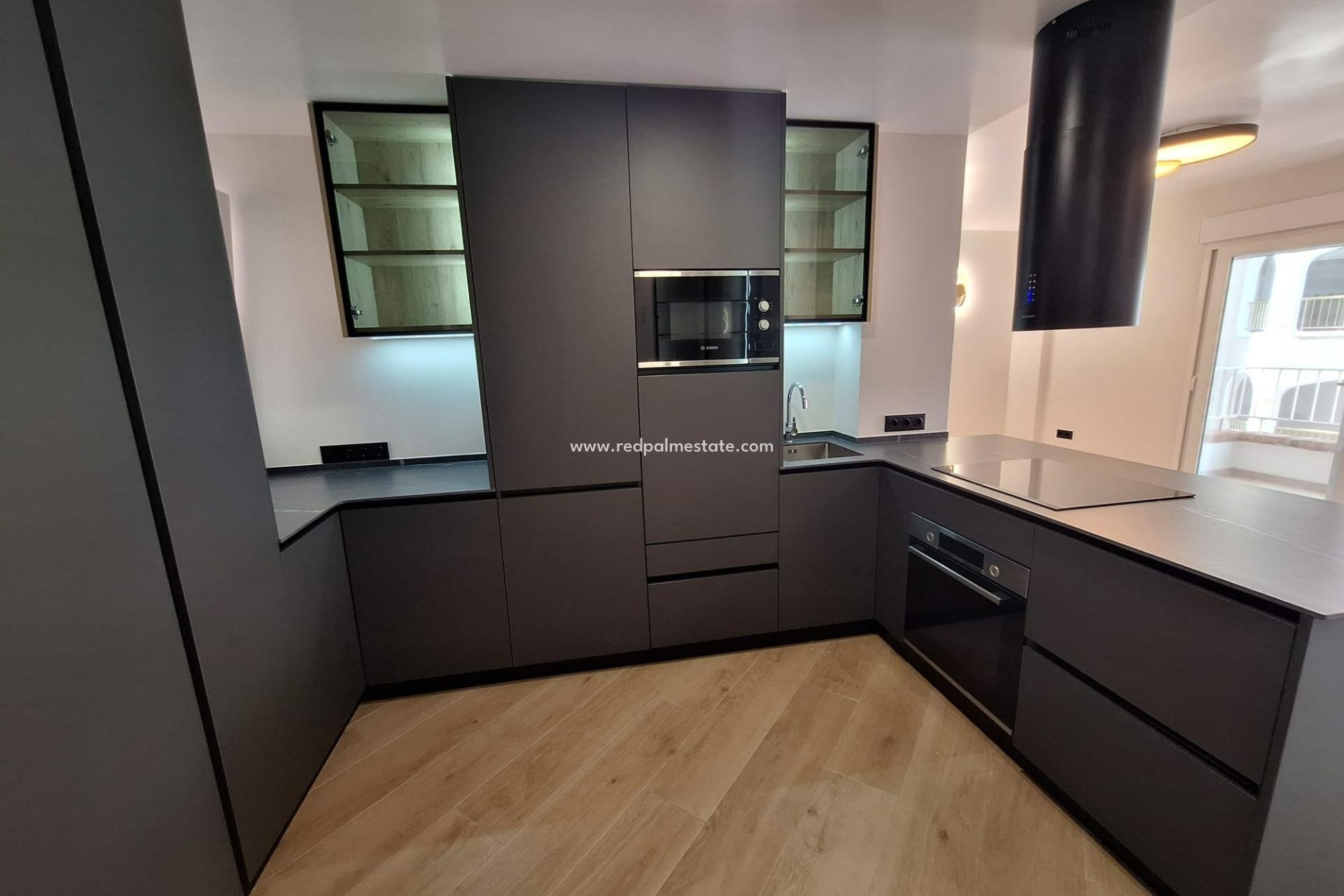 Resale - Apartment -
Torrevieja - Playa de los Locos