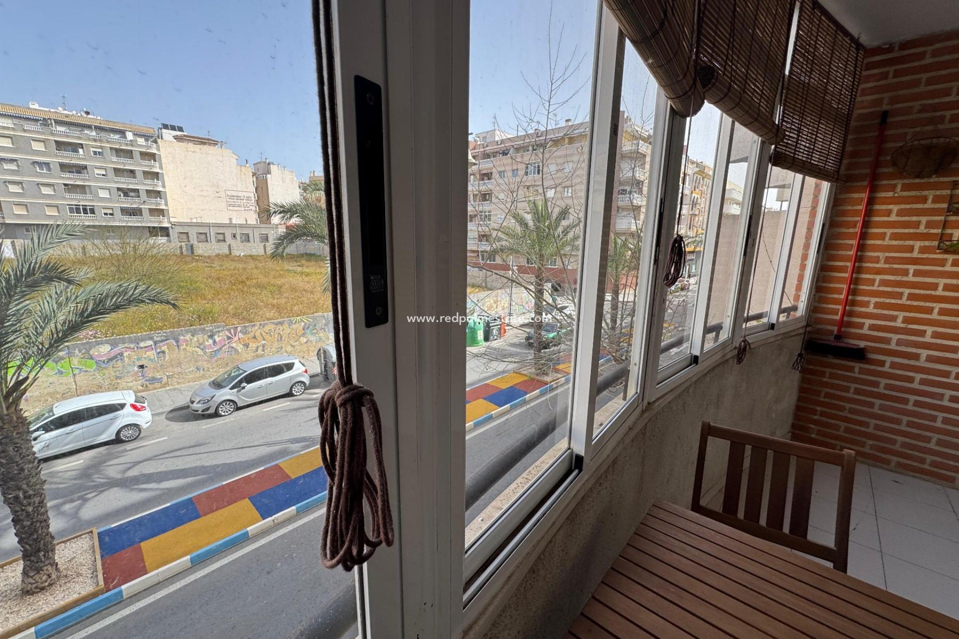 Resale - Apartment -
Torrevieja - Playa de los Locos