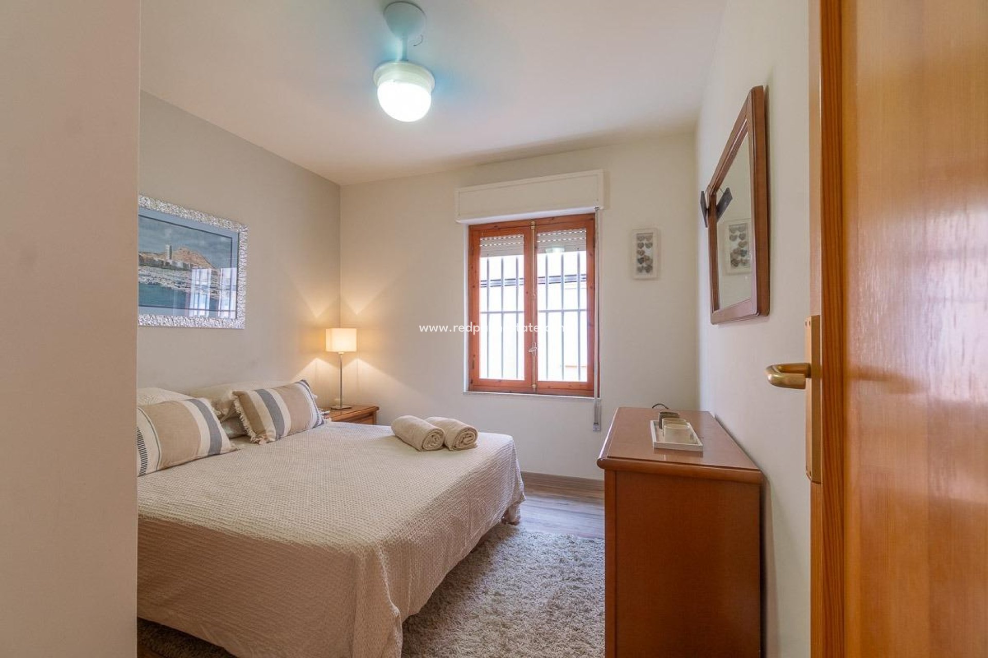 Resale - Apartment -
Torrevieja - Playa de los Naufragos