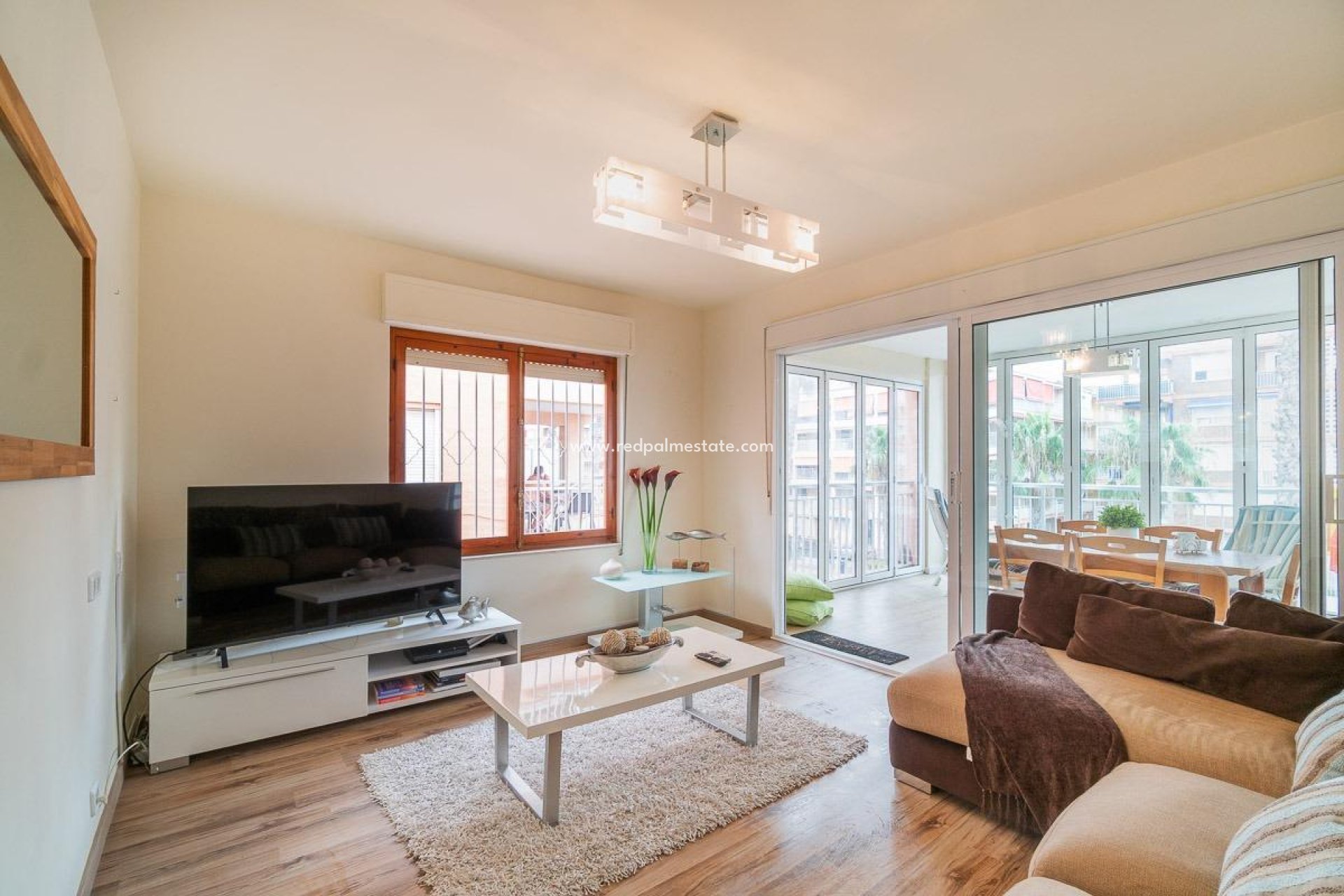Resale - Apartment -
Torrevieja - Playa de los Naufragos