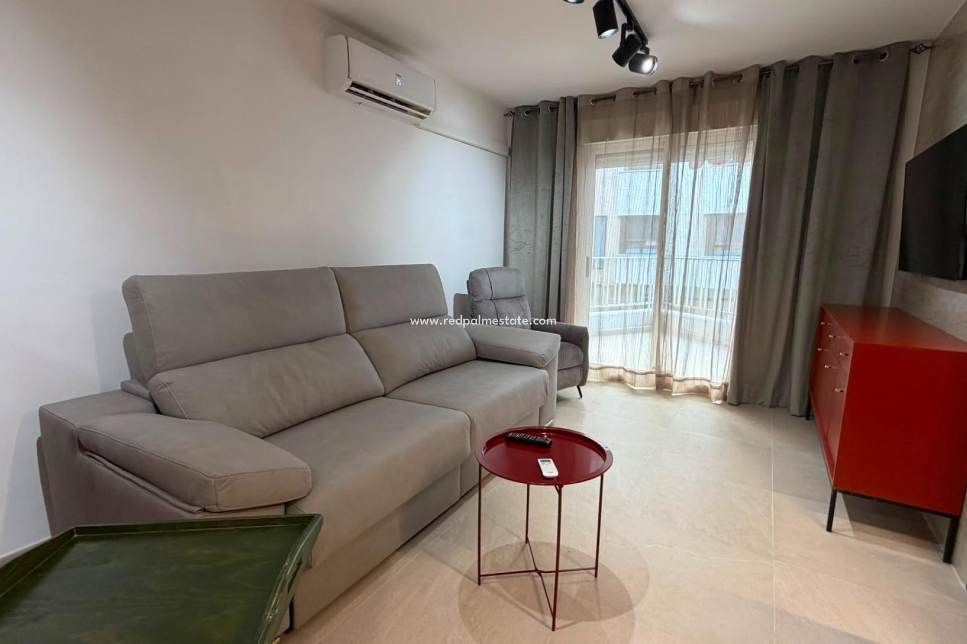 Resale - Apartment -
Torrevieja - Playa del Cura