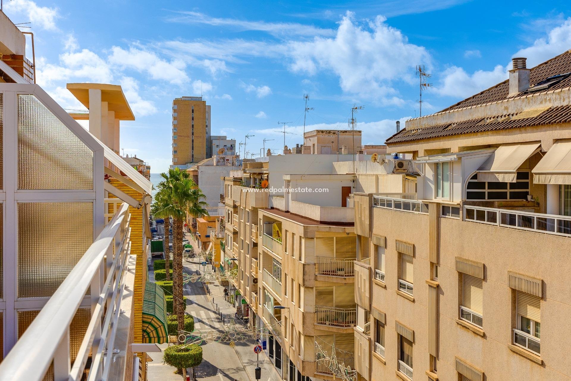 Resale - Apartment -
Torrevieja - Playa del Cura
