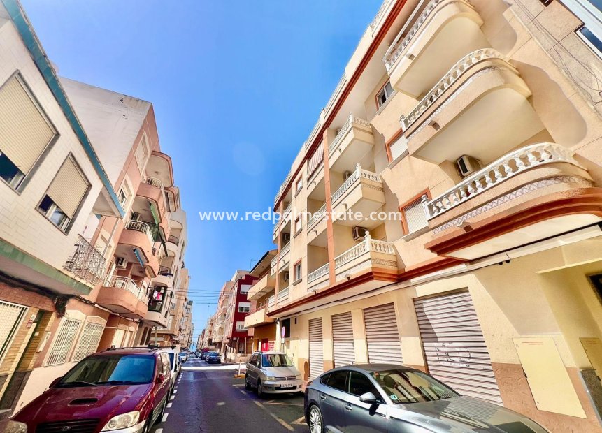 Resale - Apartment -
Torrevieja - Playa del Cura