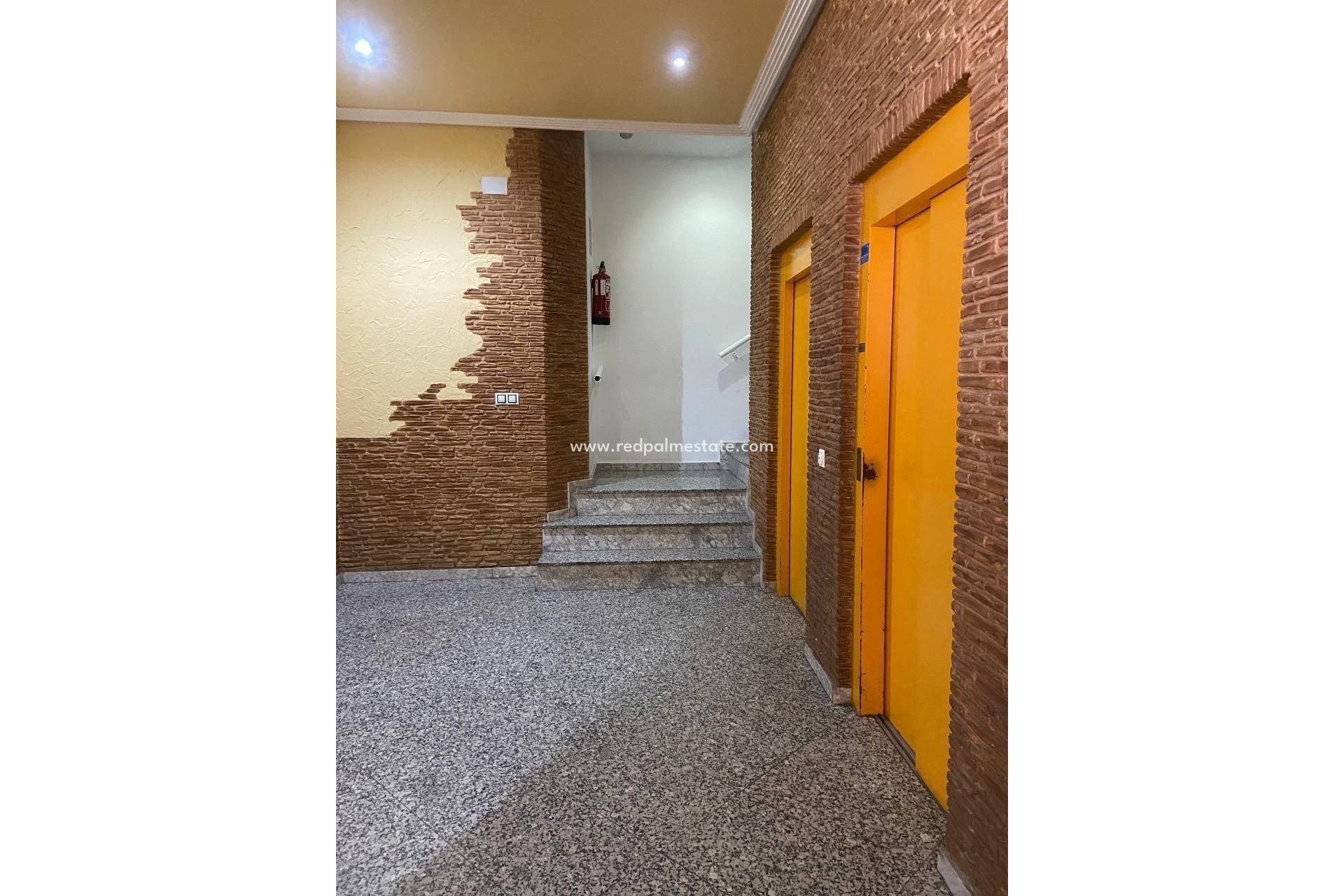 Resale - Apartment -
Torrevieja - Playa del Cura