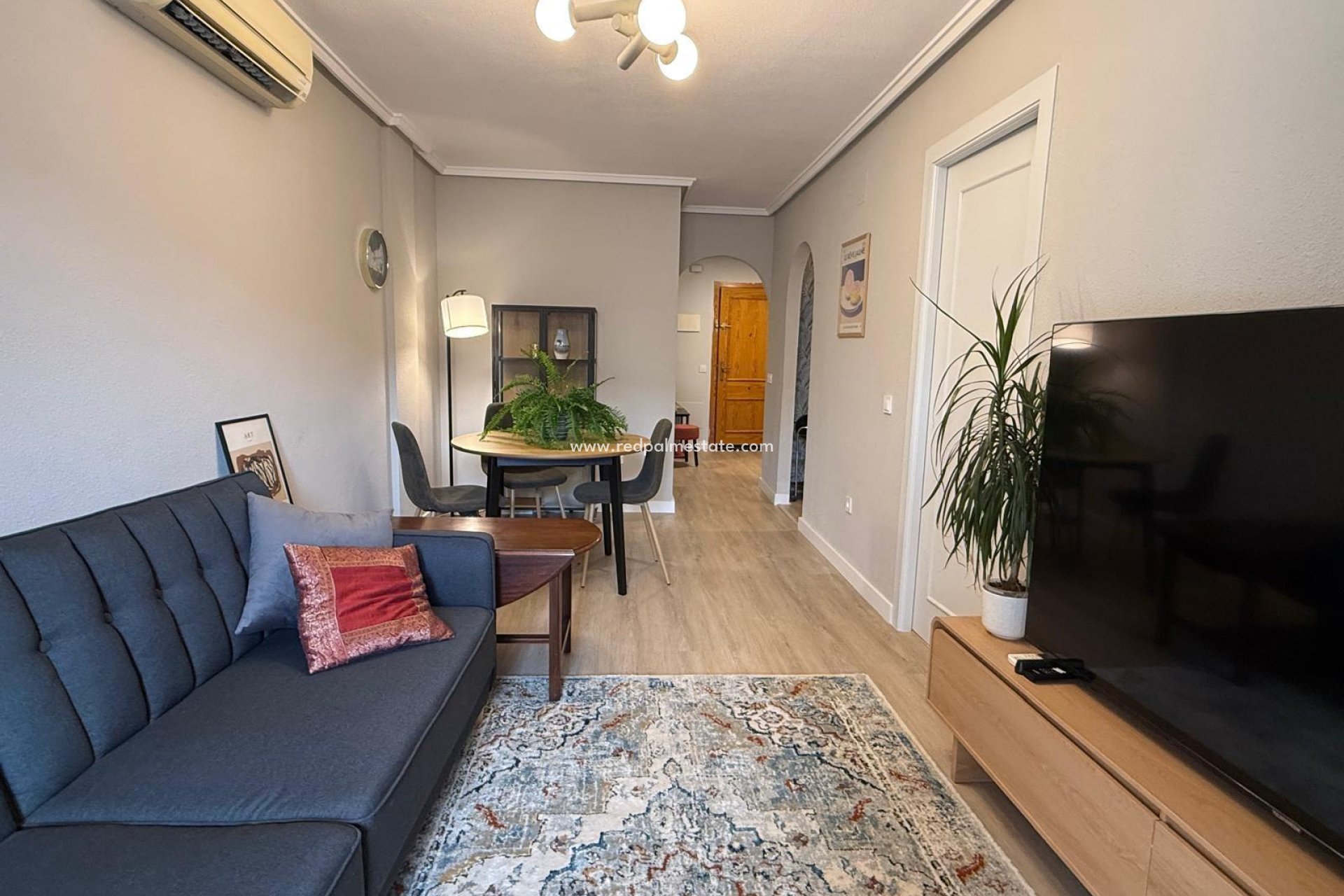 Resale - Apartment -
Torrevieja - Playa del Cura