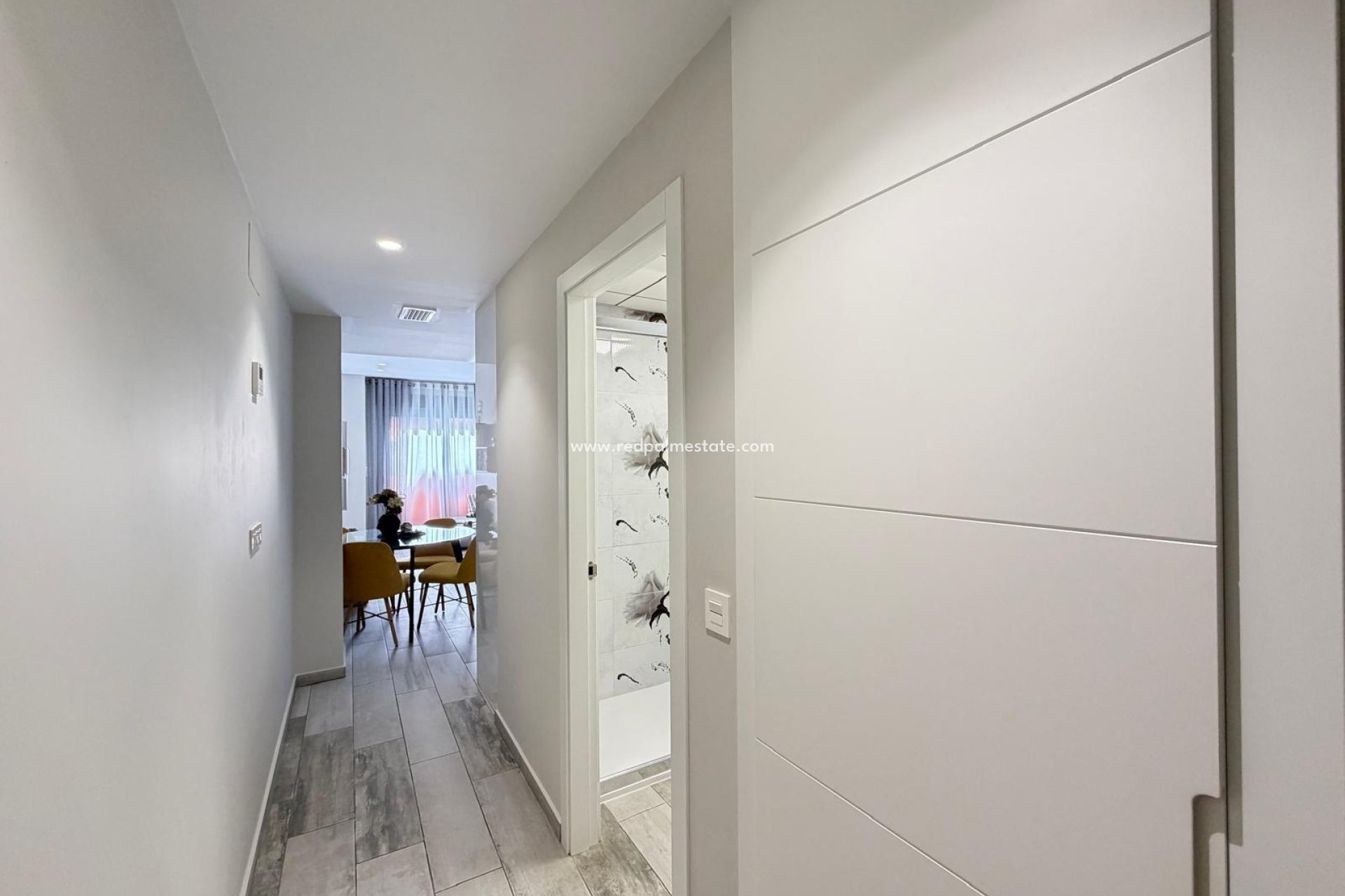 Resale - Apartment -
Torrevieja - Playa del Cura