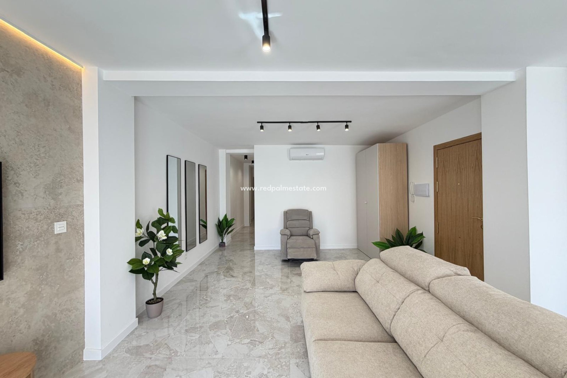 Resale - Apartment -
Torrevieja - Playa del Cura