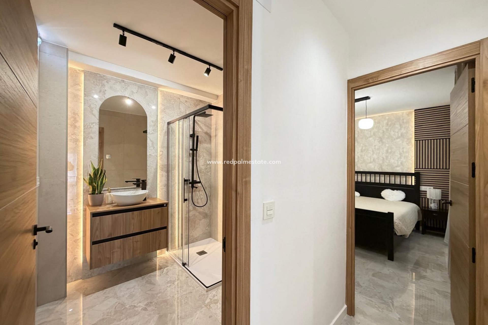Resale - Apartment -
Torrevieja - Playa del Cura