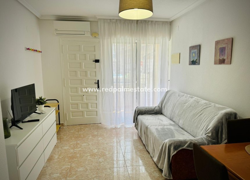 Resale - Apartment -
Torrevieja - Playa del Cura