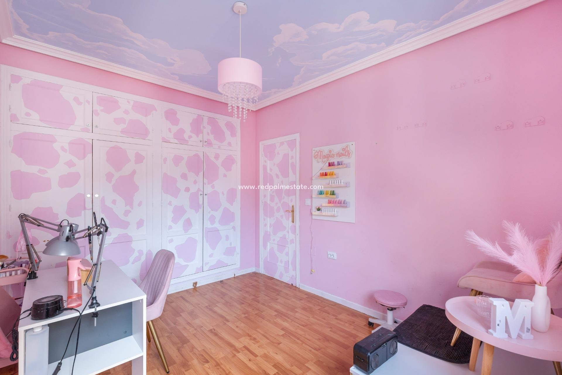 Resale - Apartment -
Torrevieja - Playa del Cura