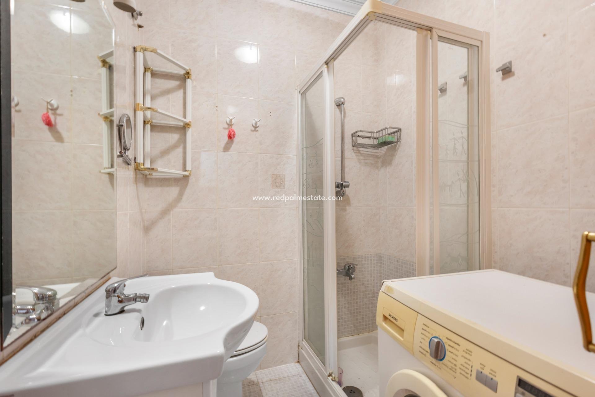 Resale - Apartment -
Torrevieja - Playa del Cura