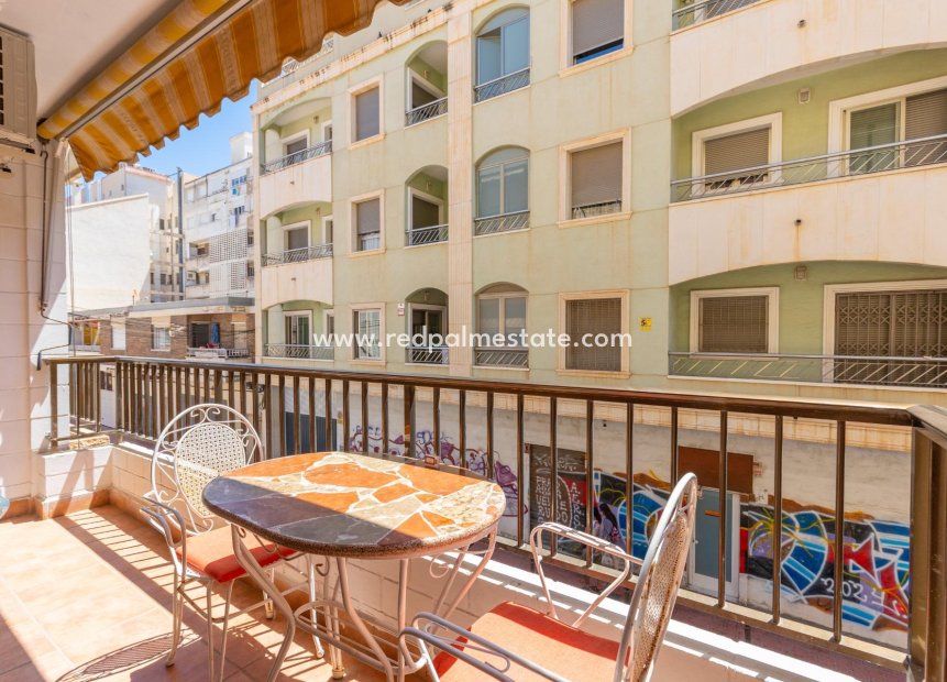 Resale - Apartment -
Torrevieja - Playa del Cura