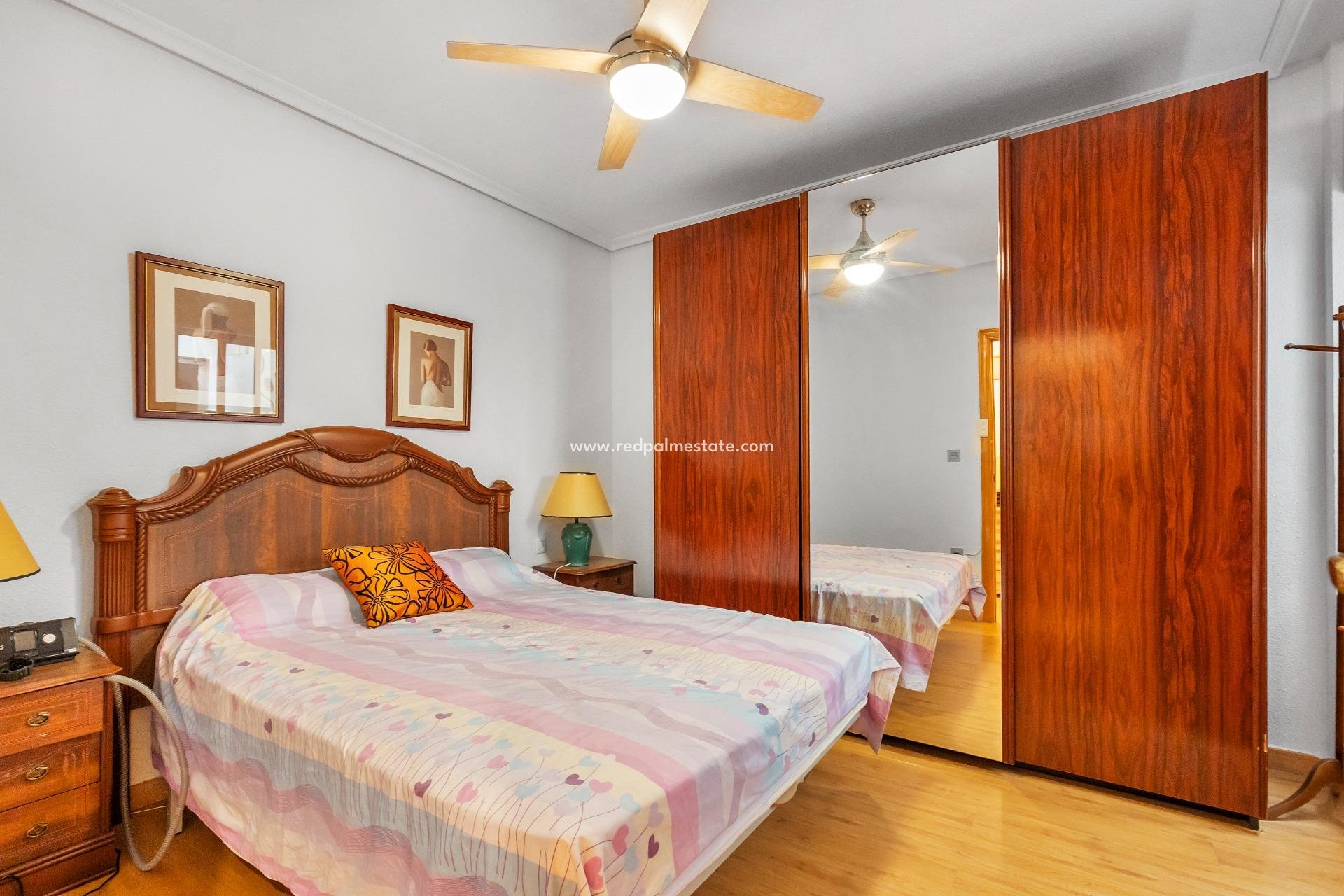 Resale - Apartment -
Torrevieja - Playa del Cura