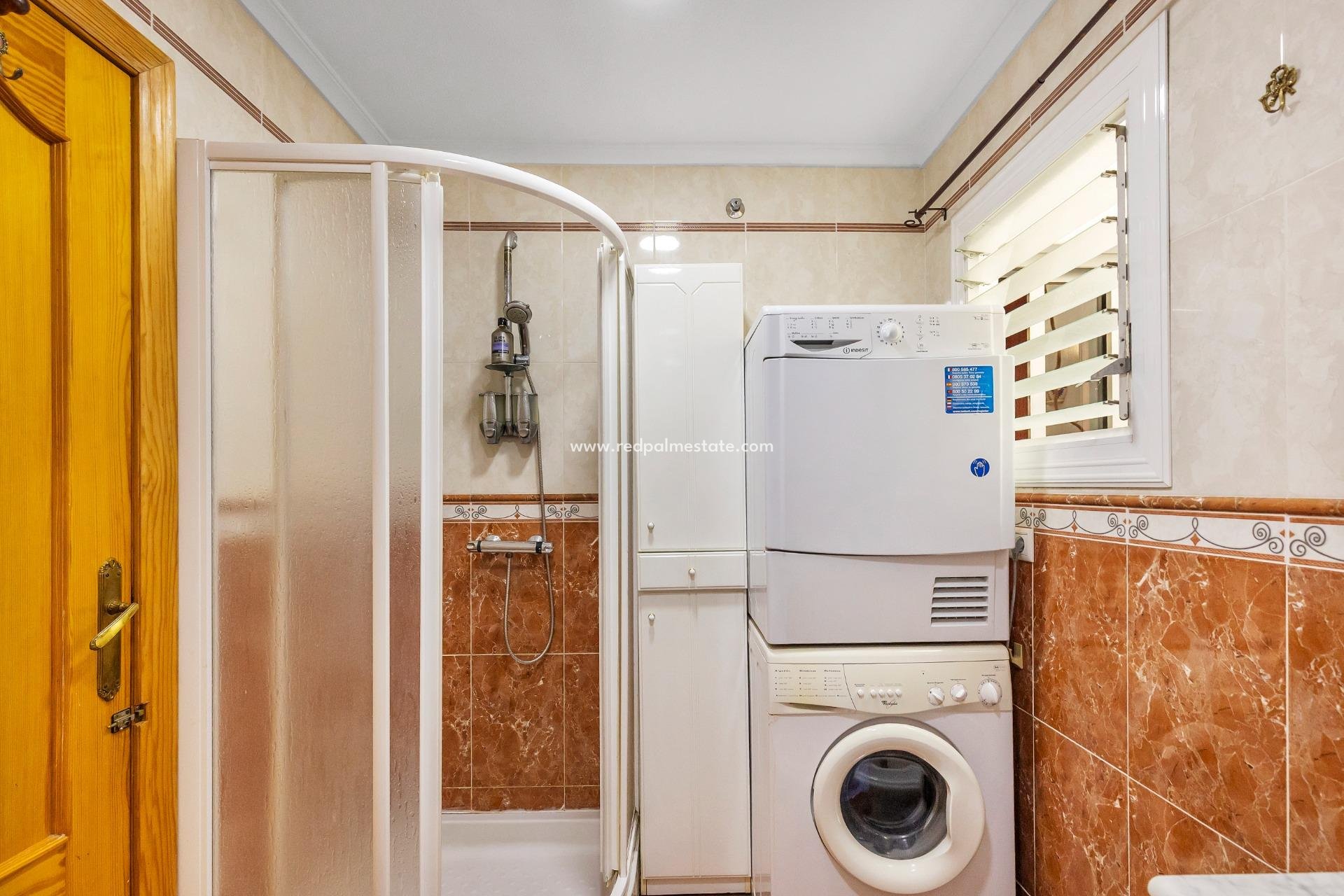 Resale - Apartment -
Torrevieja - Playa del Cura