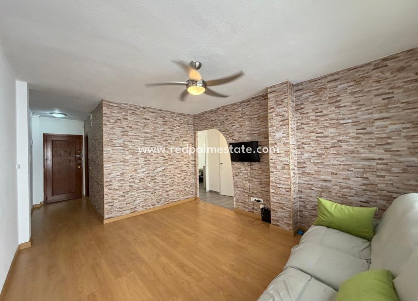 Resale - Apartment -
Torrevieja - Playa del Cura