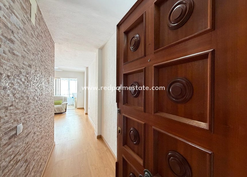 Resale - Apartment -
Torrevieja - Playa del Cura