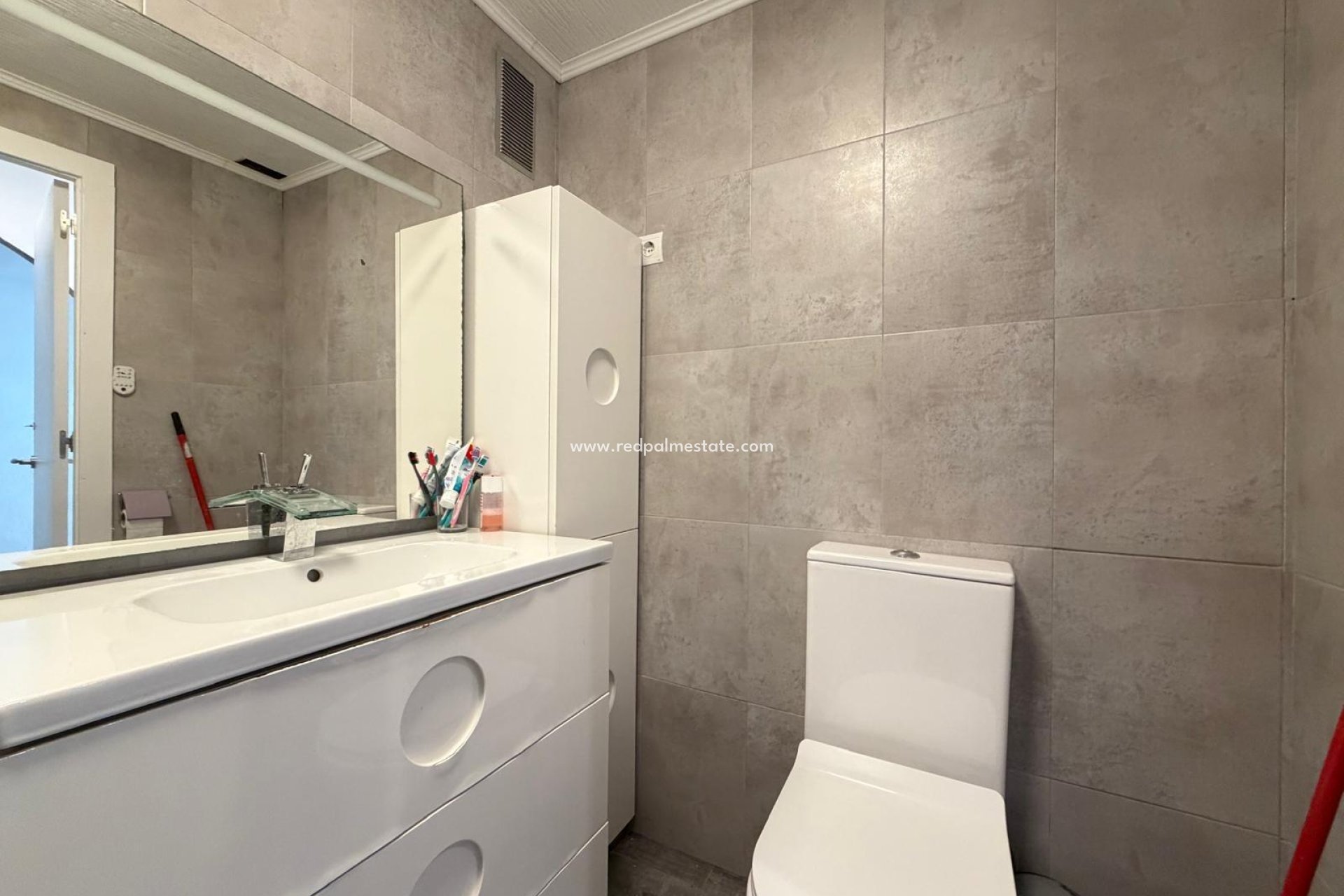 Resale - Apartment -
Torrevieja - Playa del Cura