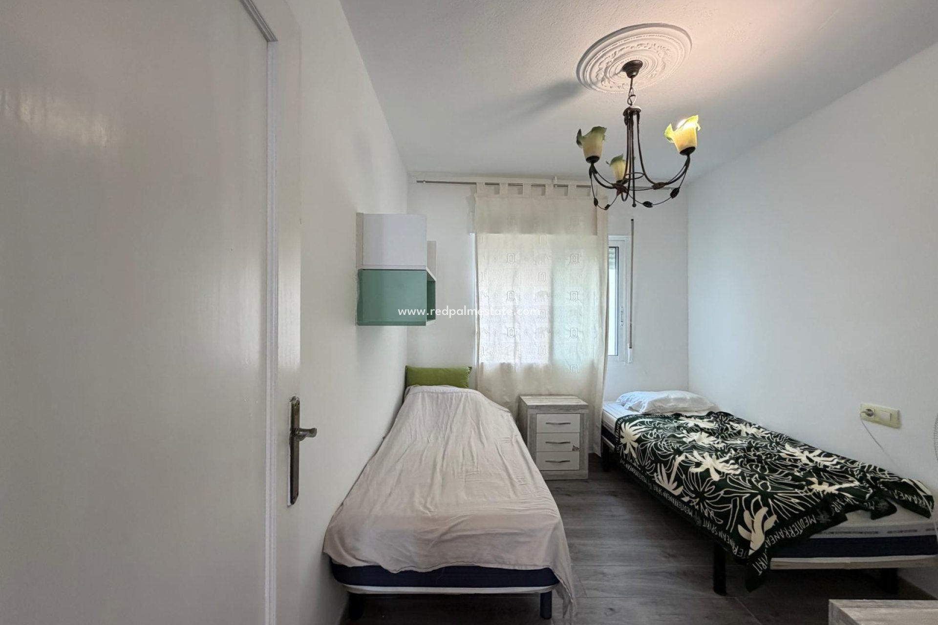 Resale - Apartment -
Torrevieja - Playa del Cura