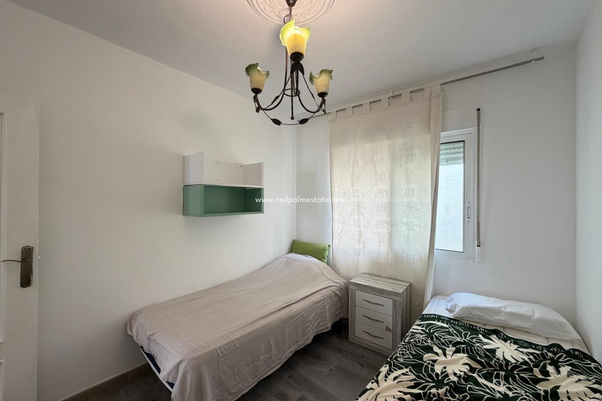 Resale - Apartment -
Torrevieja - Playa del Cura