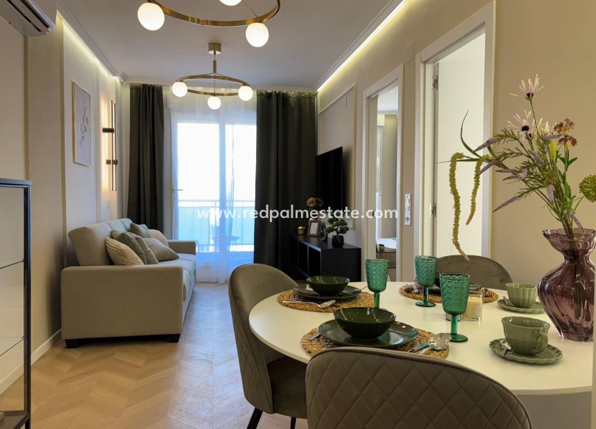Resale - Apartment -
Torrevieja - Playa del Cura