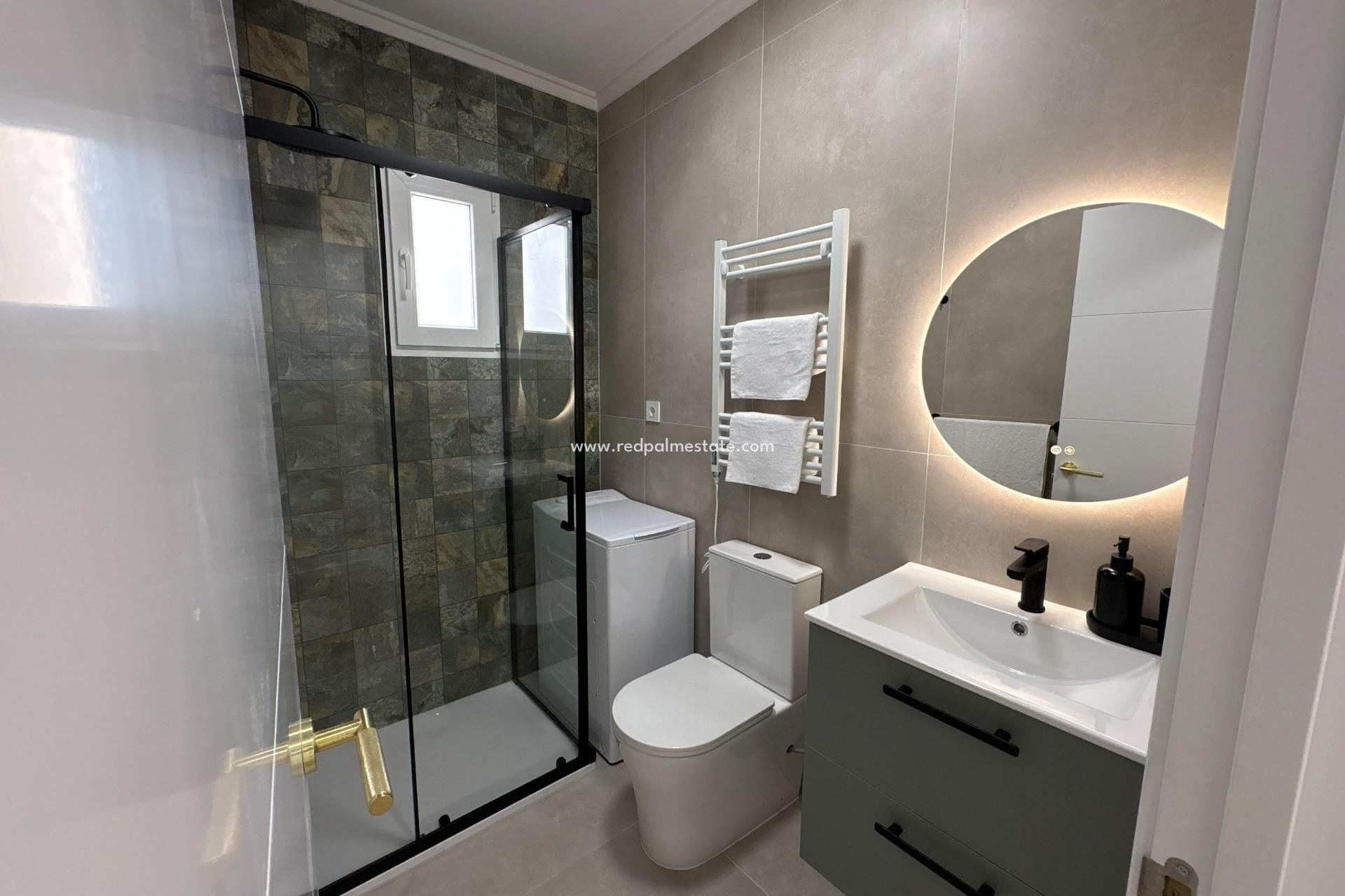 Resale - Apartment -
Torrevieja - Playa del Cura