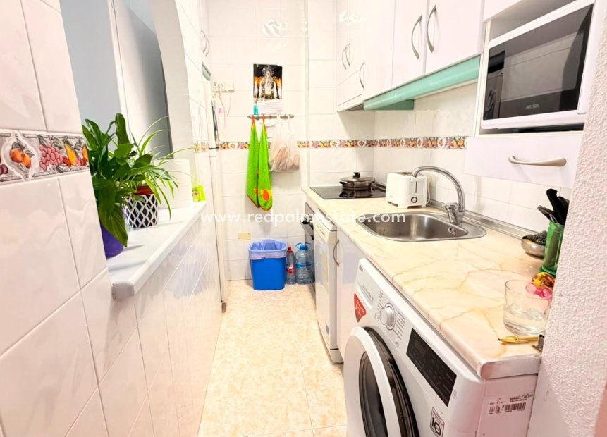 Resale - Apartment -
Torrevieja - Playa del Cura