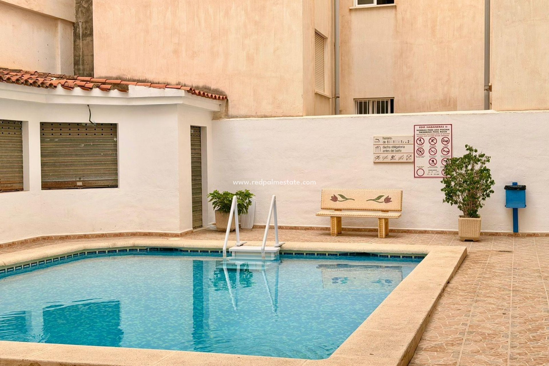 Resale - Apartment -
Torrevieja - Playa del Cura