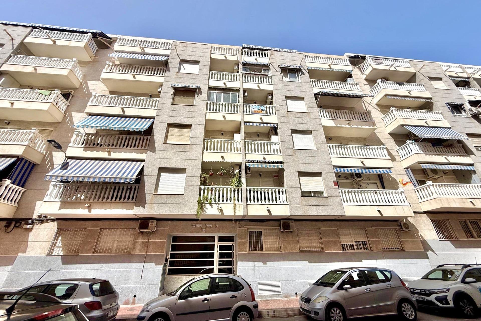 Resale - Apartment -
Torrevieja - Playa del Cura