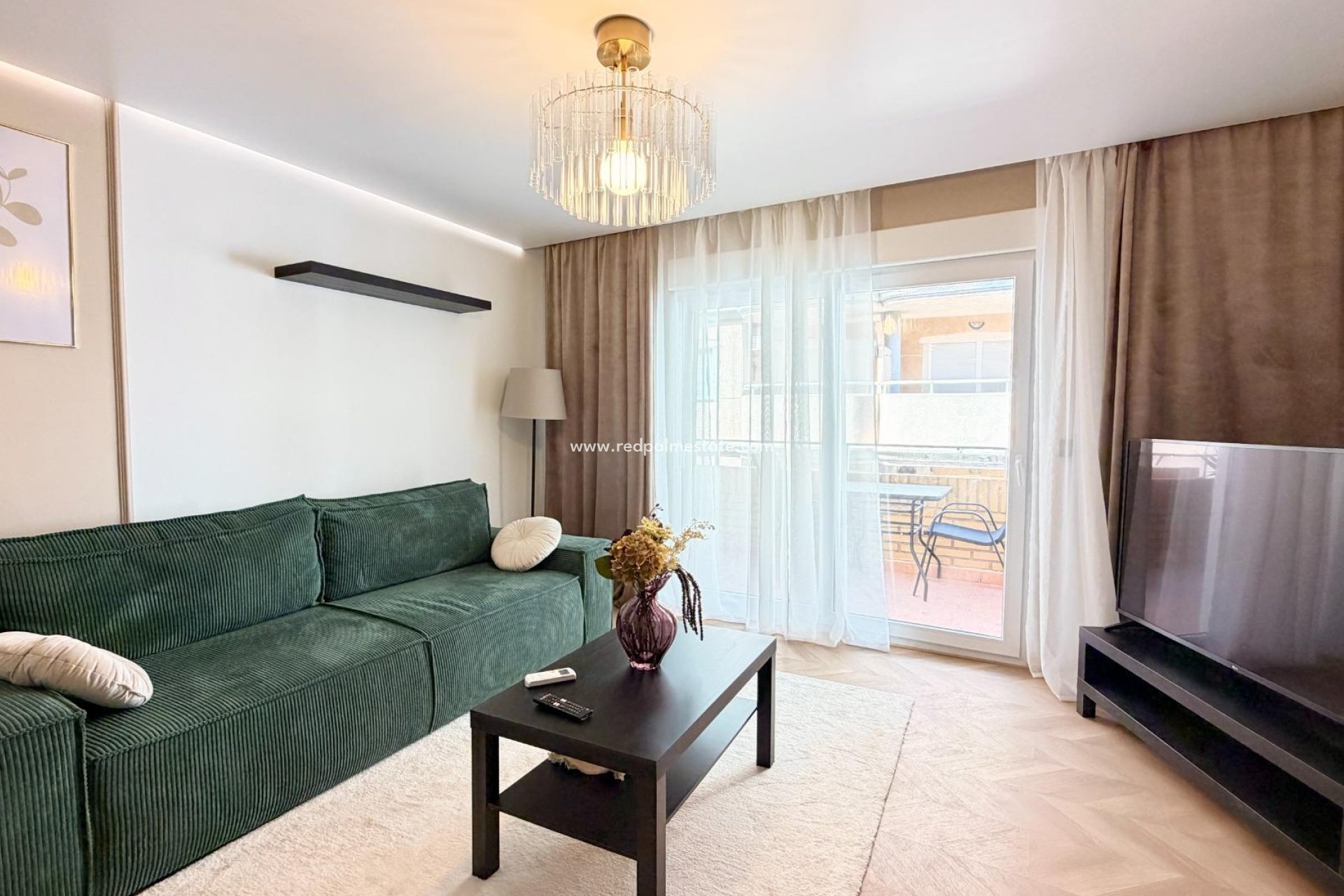 Resale - Apartment -
Torrevieja - Playa del Cura