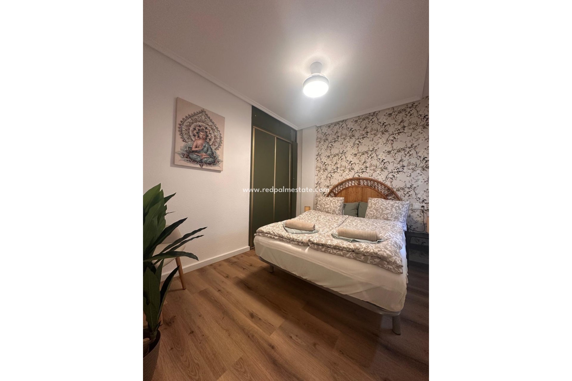 Resale - Apartment -
Torrevieja - Playa del Cura