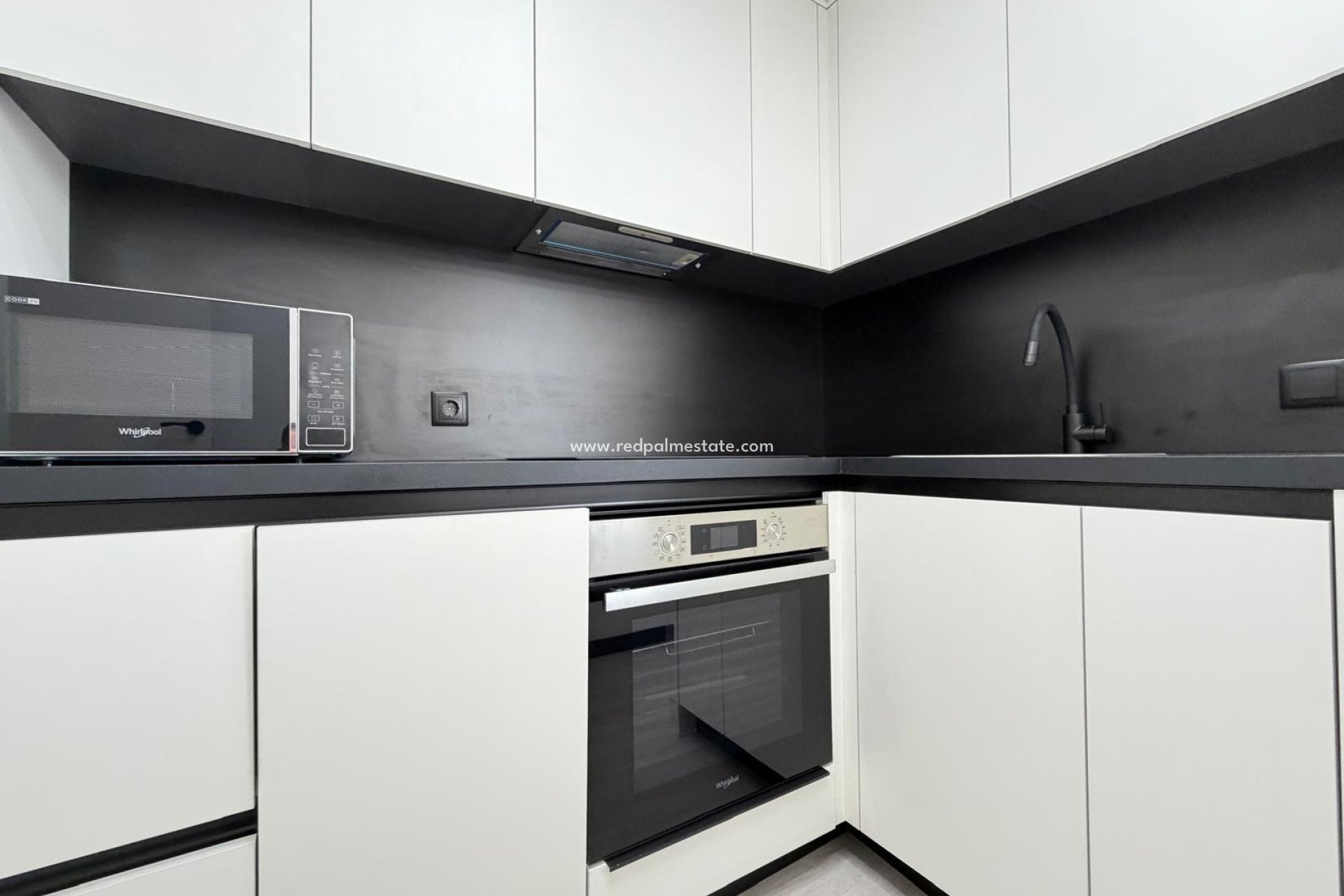 Resale - Apartment -
Torrevieja - Playa del Cura