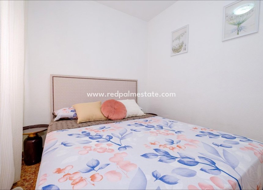 Resale - Apartment -
Torrevieja - Playa del Cura