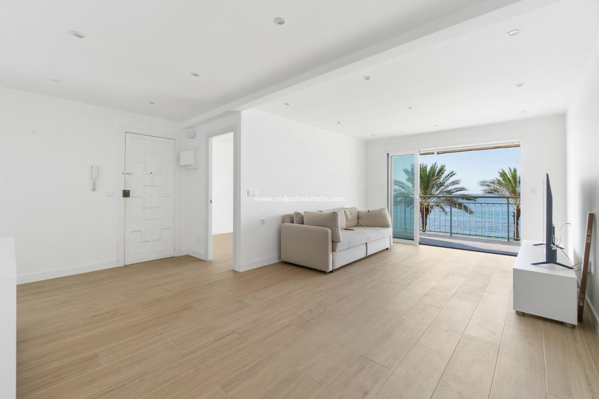 Resale - Apartment -
Torrevieja - Playa del cura