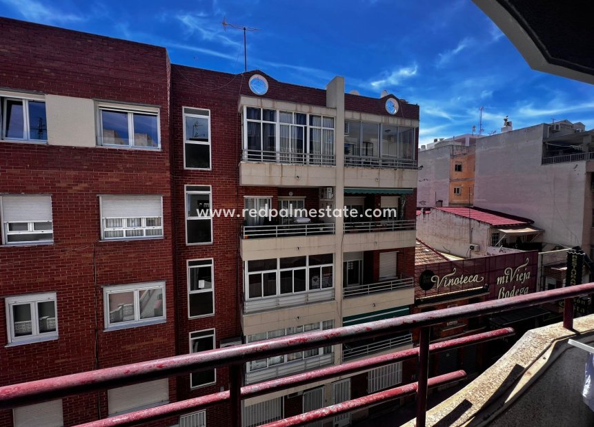 Resale - Apartment -
Torrevieja - Playa del cura