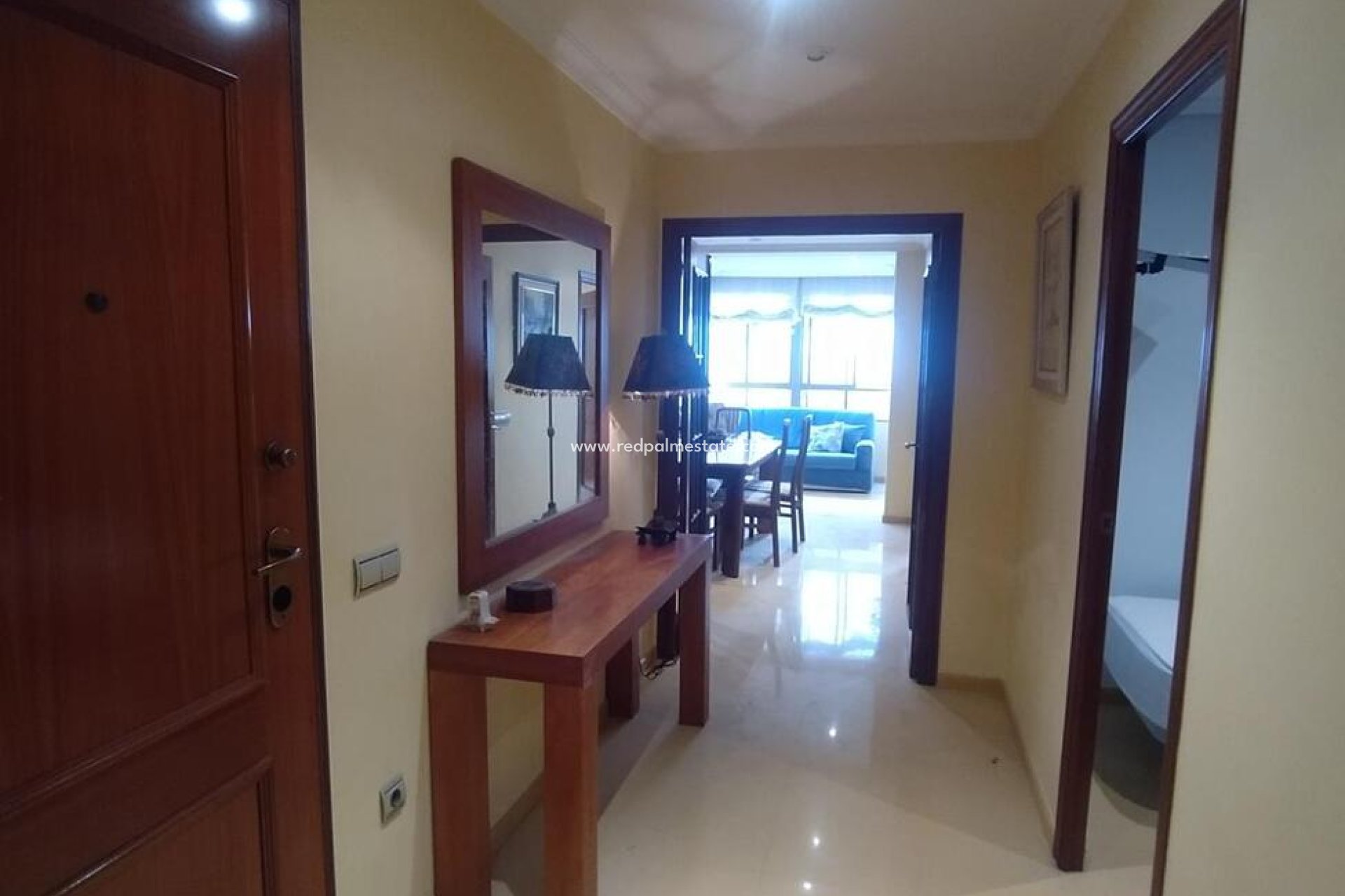 Resale - Apartment -
Torrevieja - Playa del Cura