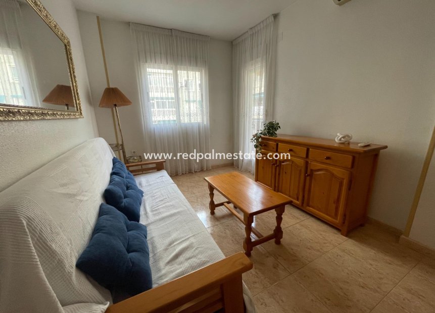 Resale - Apartment -
Torrevieja - Playa del Cura