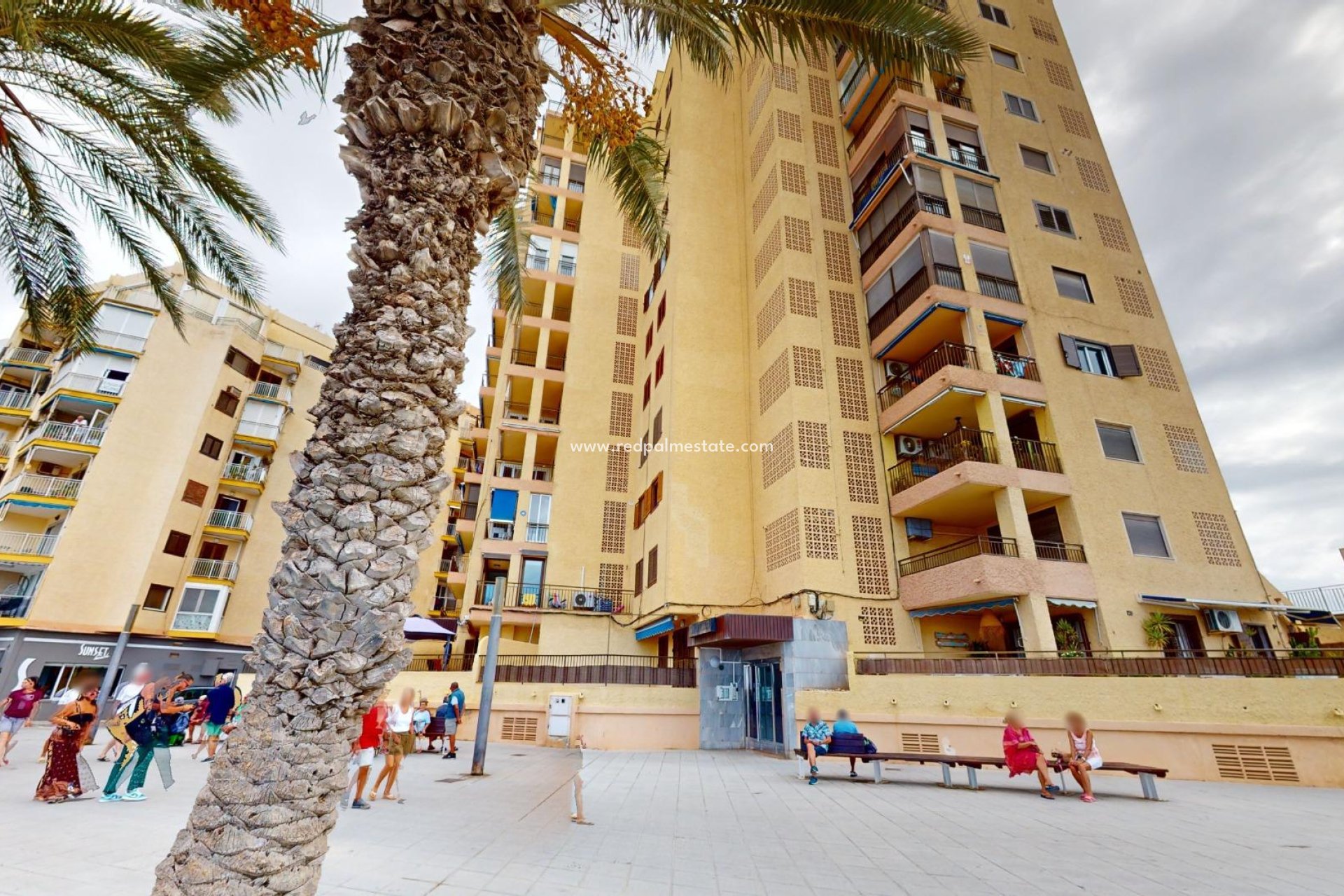 Resale - Apartment -
Torrevieja - Playa del Cura