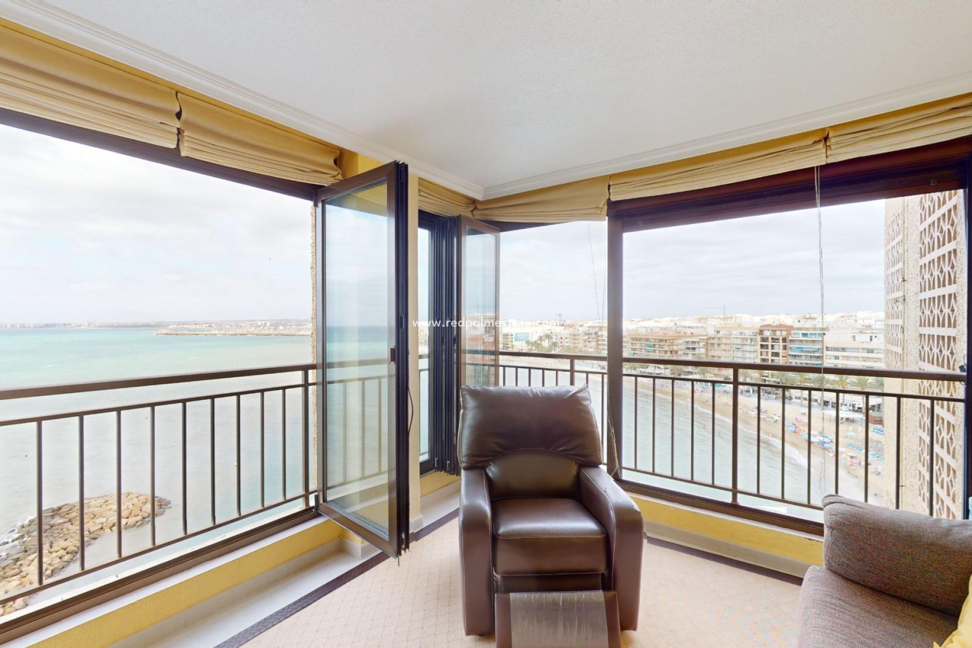 Resale - Apartment -
Torrevieja - Playa del Cura