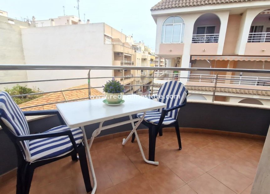 Resale - Apartment -
Torrevieja - Playa del Cura