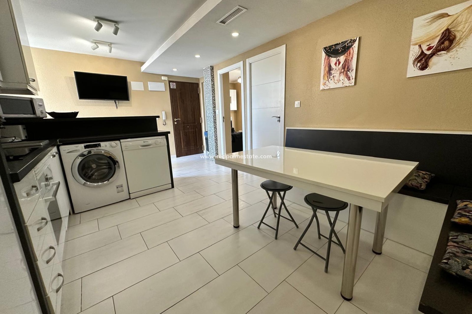 Resale - Apartment -
Torrevieja - Playa del Cura