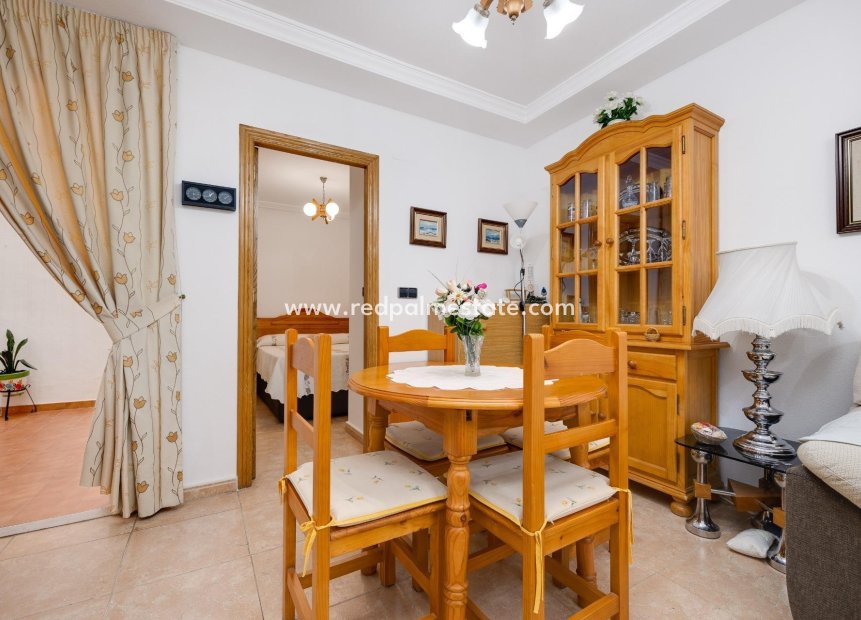 Resale - Apartment -
Torrevieja - Playa del cura