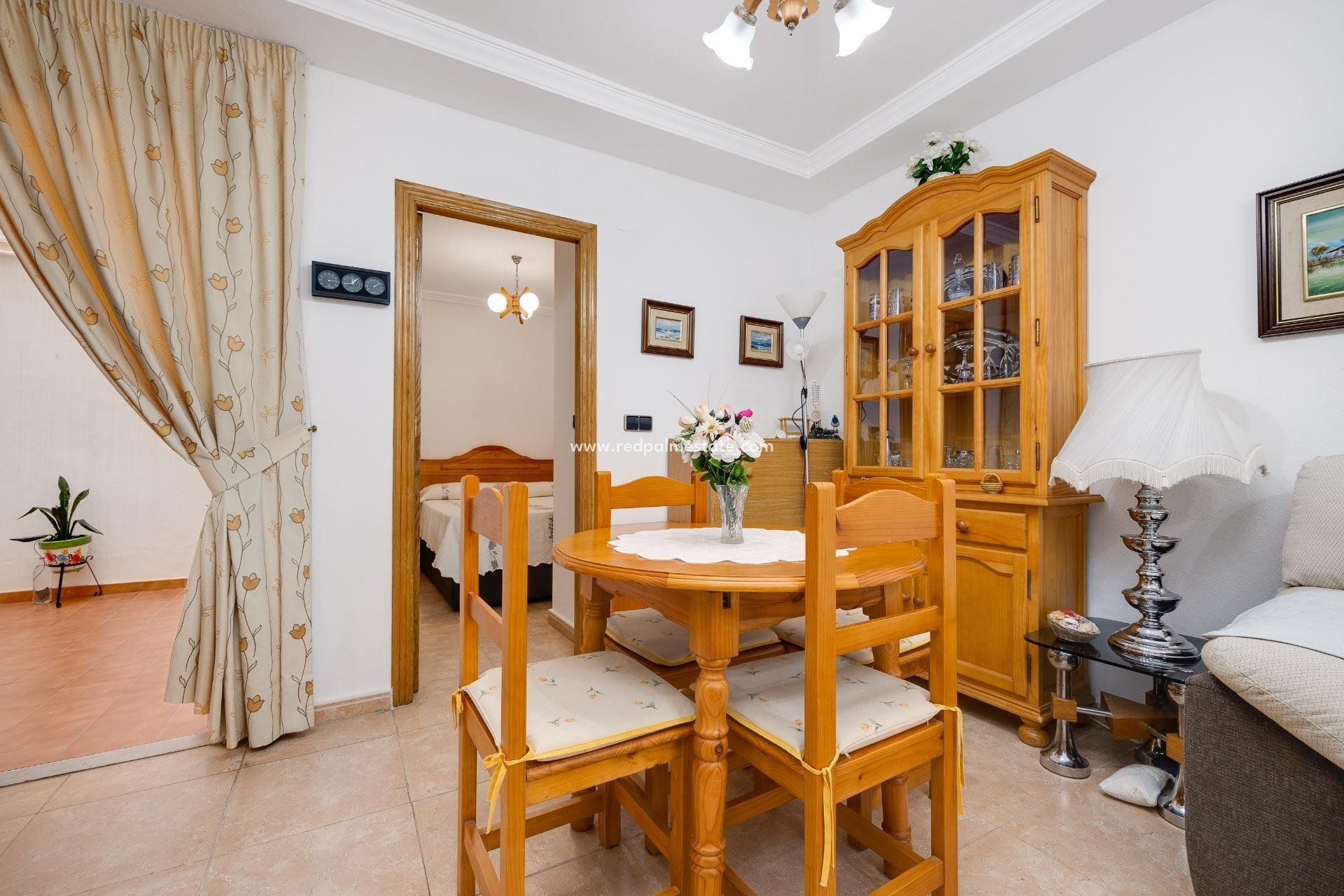 Resale - Apartment -
Torrevieja - Playa del cura