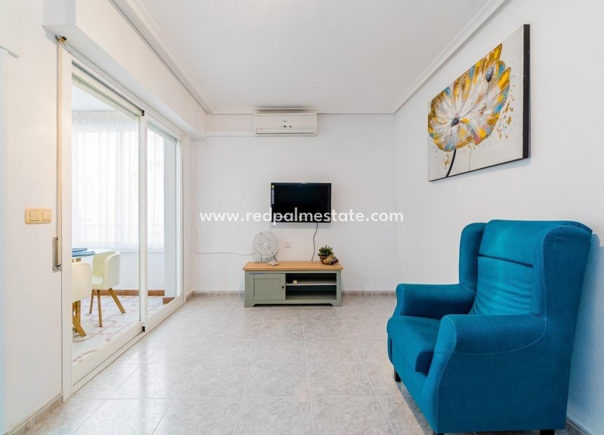 Resale - Apartment -
Torrevieja - Playa del Cura