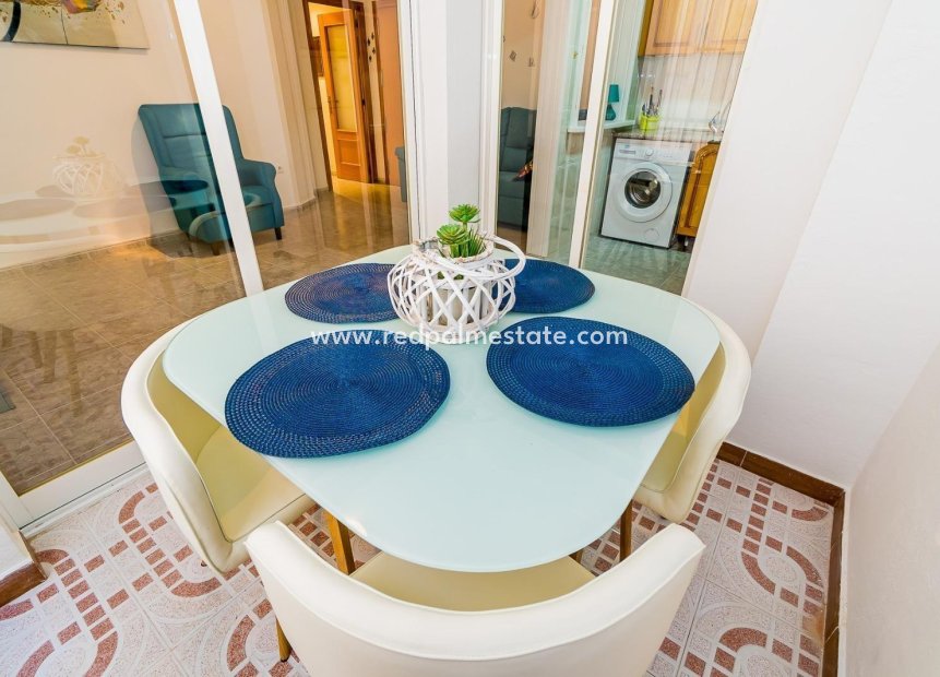 Resale - Apartment -
Torrevieja - Playa del Cura