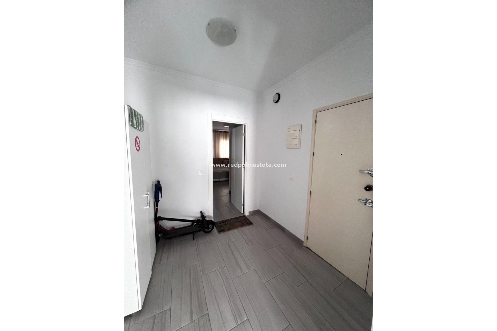 Resale - Apartment -
Torrevieja - Playa del Cura