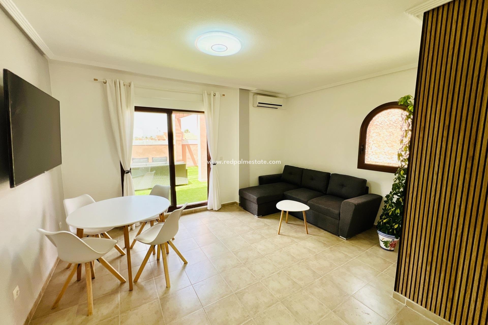 Resale - Apartment -
Torrevieja - Playa del cura