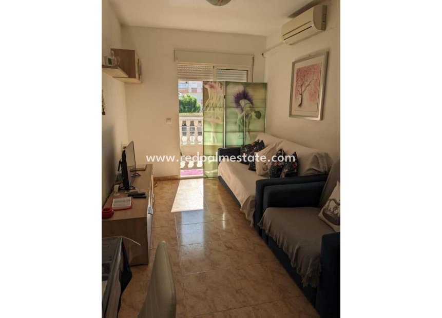 Resale - Apartment -
Torrevieja - Playa del Cura