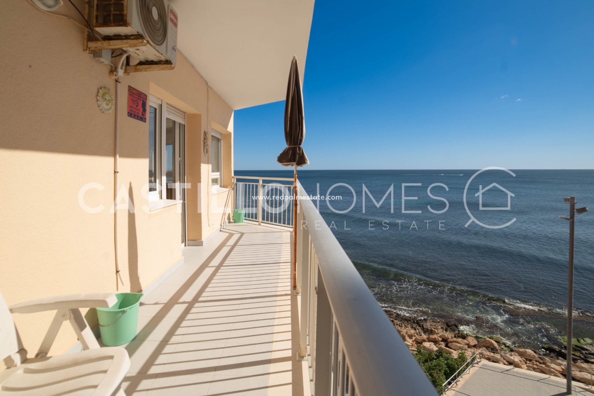 Resale - Apartment -
Torrevieja - Playa del Cura